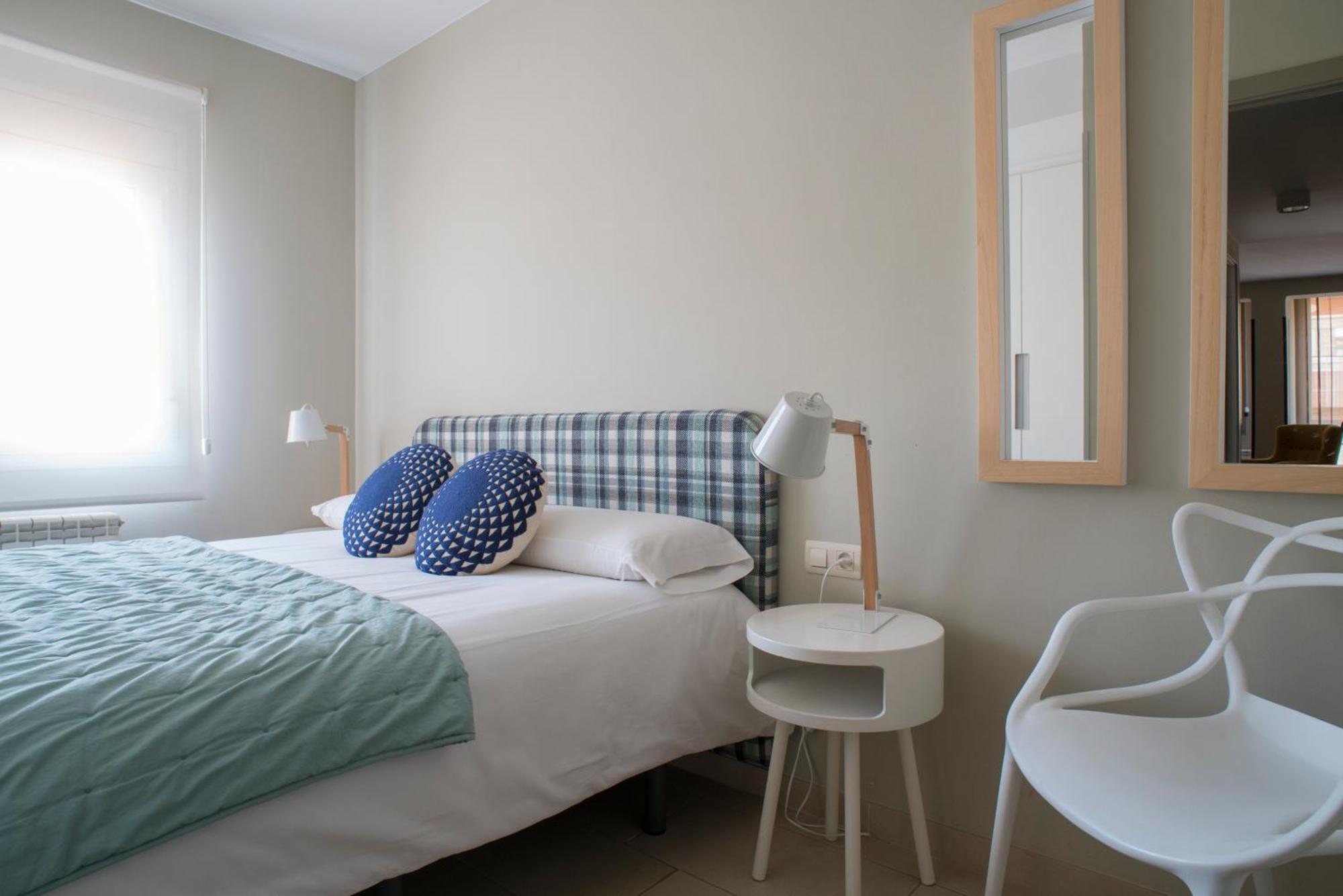 Apartaments Turistics Cardona II المظهر الخارجي الصورة